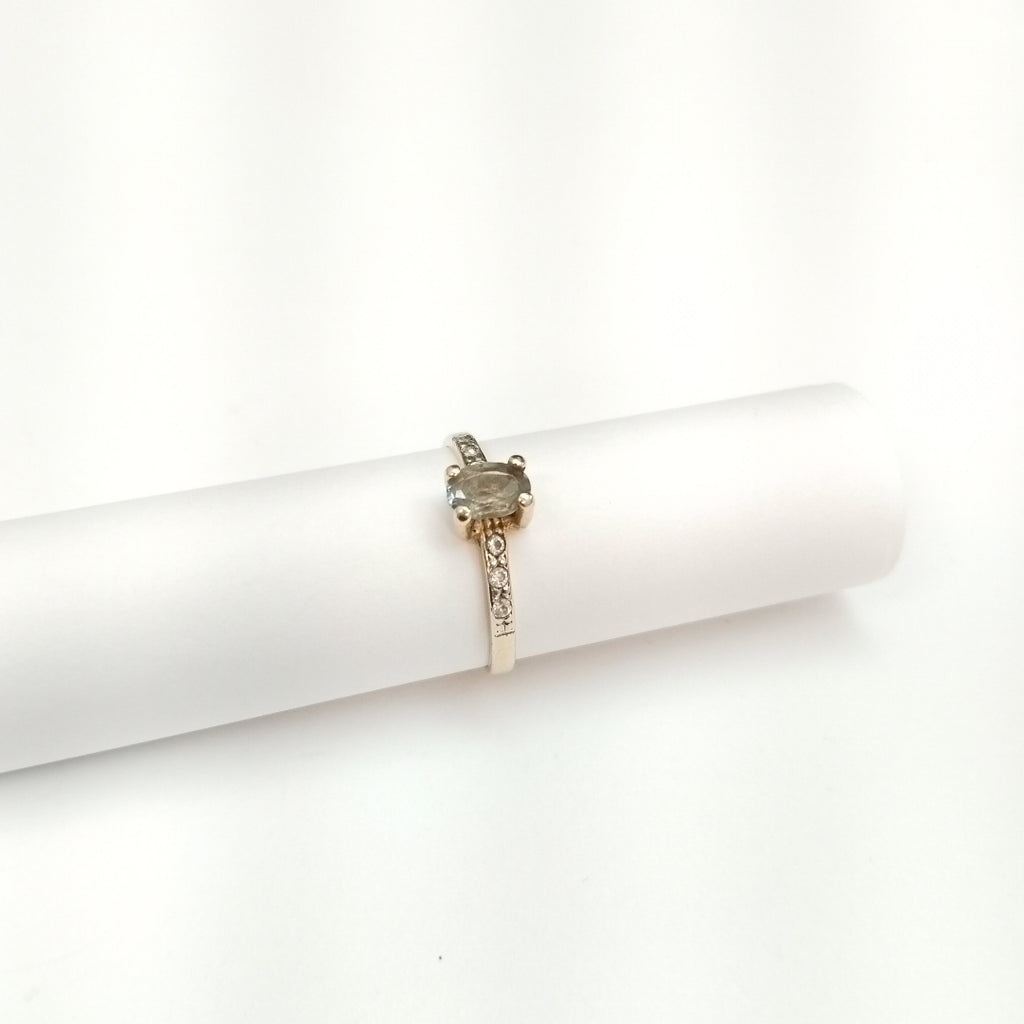 K1 1,30 GRMS 10 K ESPECIFICACIONES COMPLEMENTARIAS ANILLITO CON CIRCONIA Y PIEDRA (SEMINUEVO)