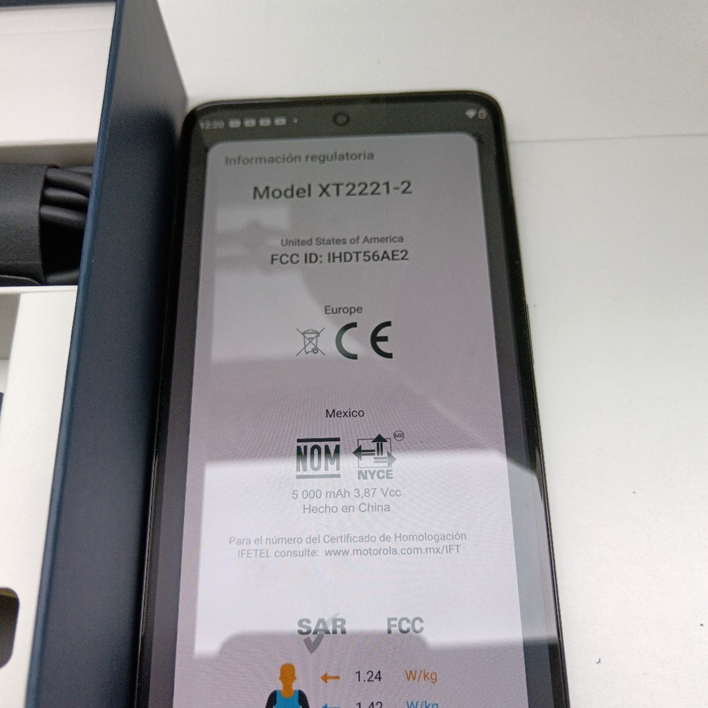 CELULAR MOTOROLA MOTO G52 XT2221-2 256 GB 6 GB RAM (SEMINUEVO)