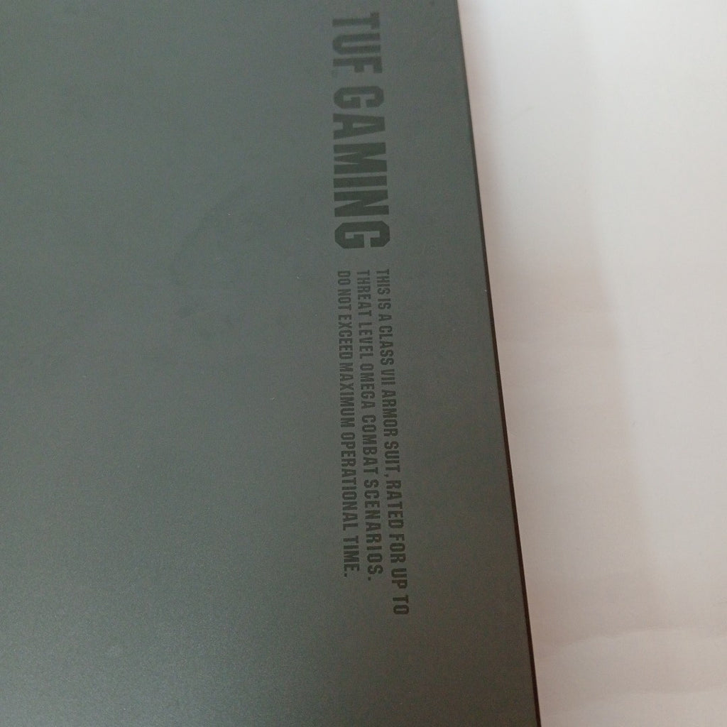 LAPTOP ASUS TUF GAMING F15 FX507VU-LP318W (2024) 512 GB SSD 16 GB RAM (SEMINUEVO)