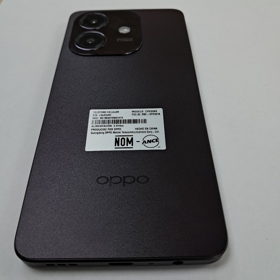 CELULAR OPPO  A40 CPH2669 (2024) 256 GB 4 GB RAM (SEMINUEVO)