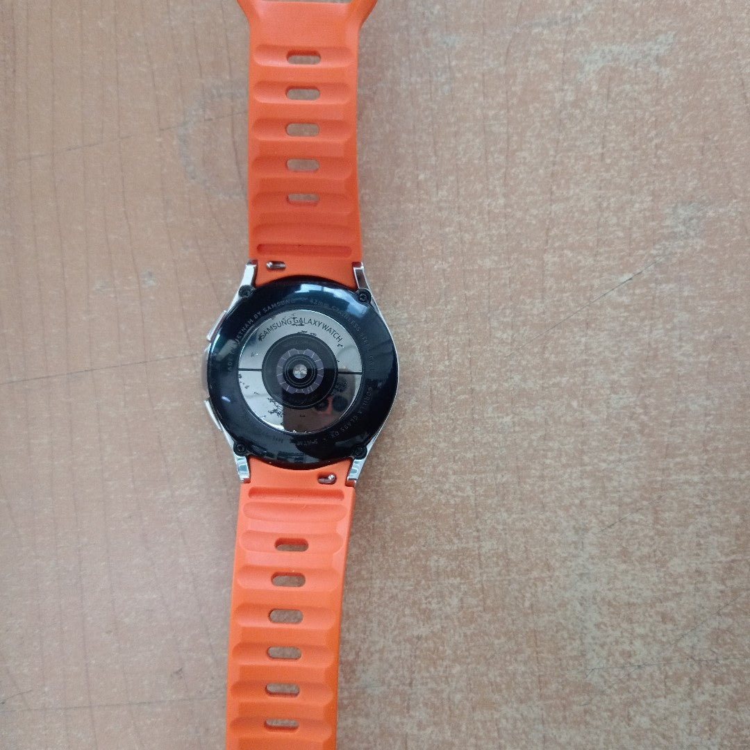SMARTWATCH SAMSUNG GALAXY WATCH 4 CLASSIC SM-R880 42 MM GPS (SEMINUEVO)