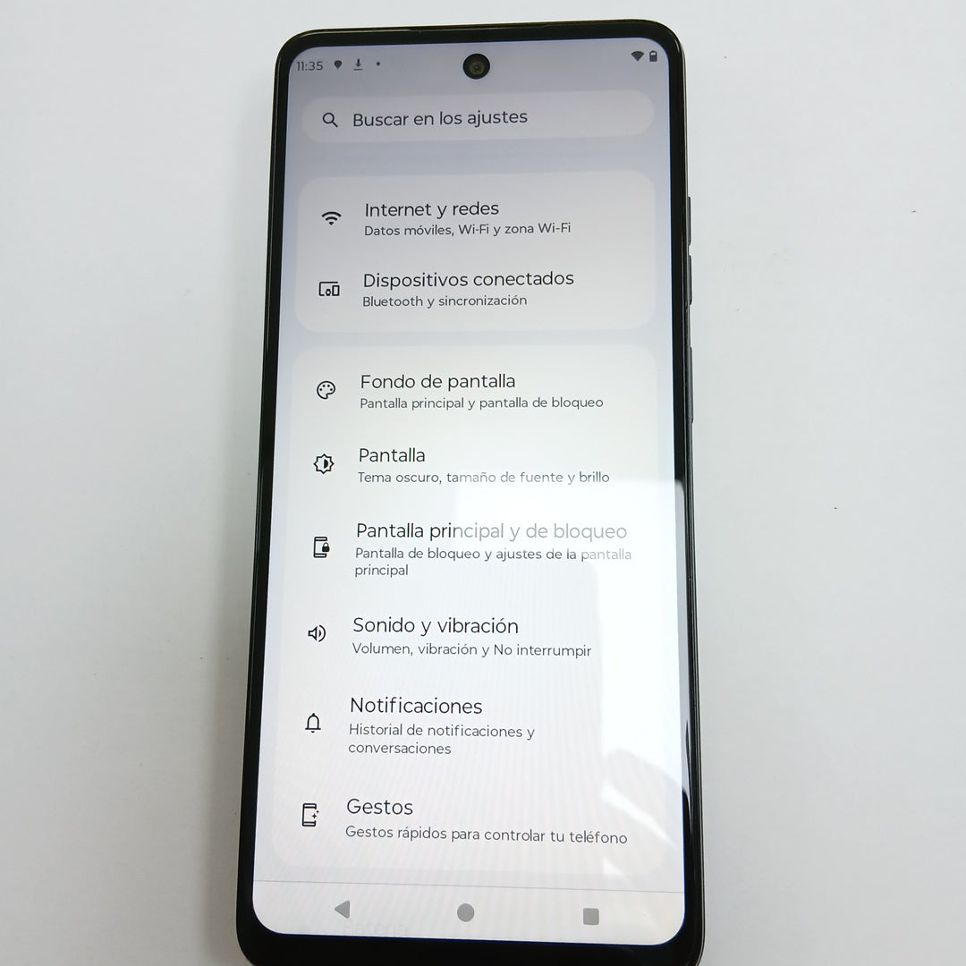 CELULAR MOTOROLA MOTO G24 XT2423-1 (2024) 256 GB 4 GB RAM (SEMINUEVO)