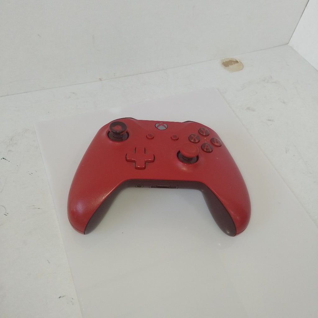 CONSOLA DE VIDEOJUEGO MICROSOFT XBOX ONE S 1 TB (SEMINUEVO)