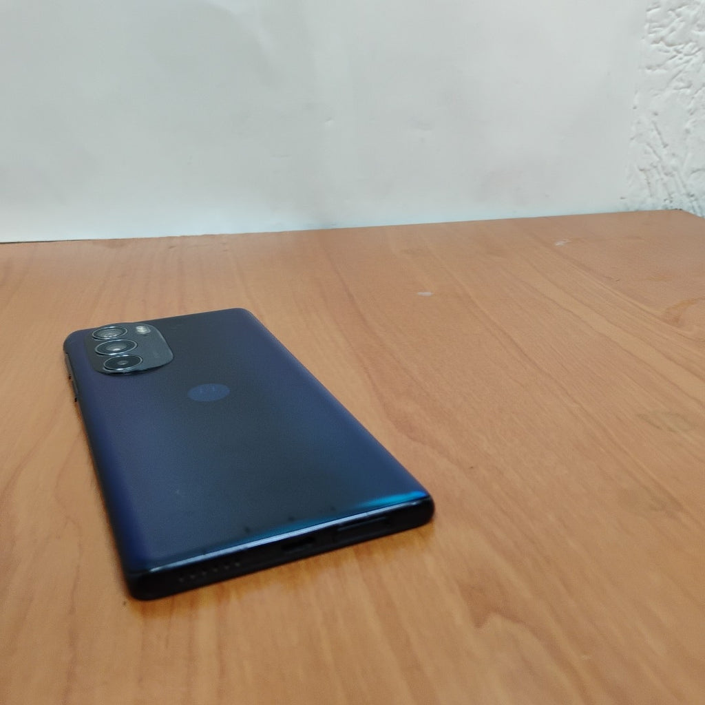 CELULAR MOTOROLA MOTO EDGE+ XT2201-3 (2022) 512 GB 8 GB RAM (SEMINUEVO)