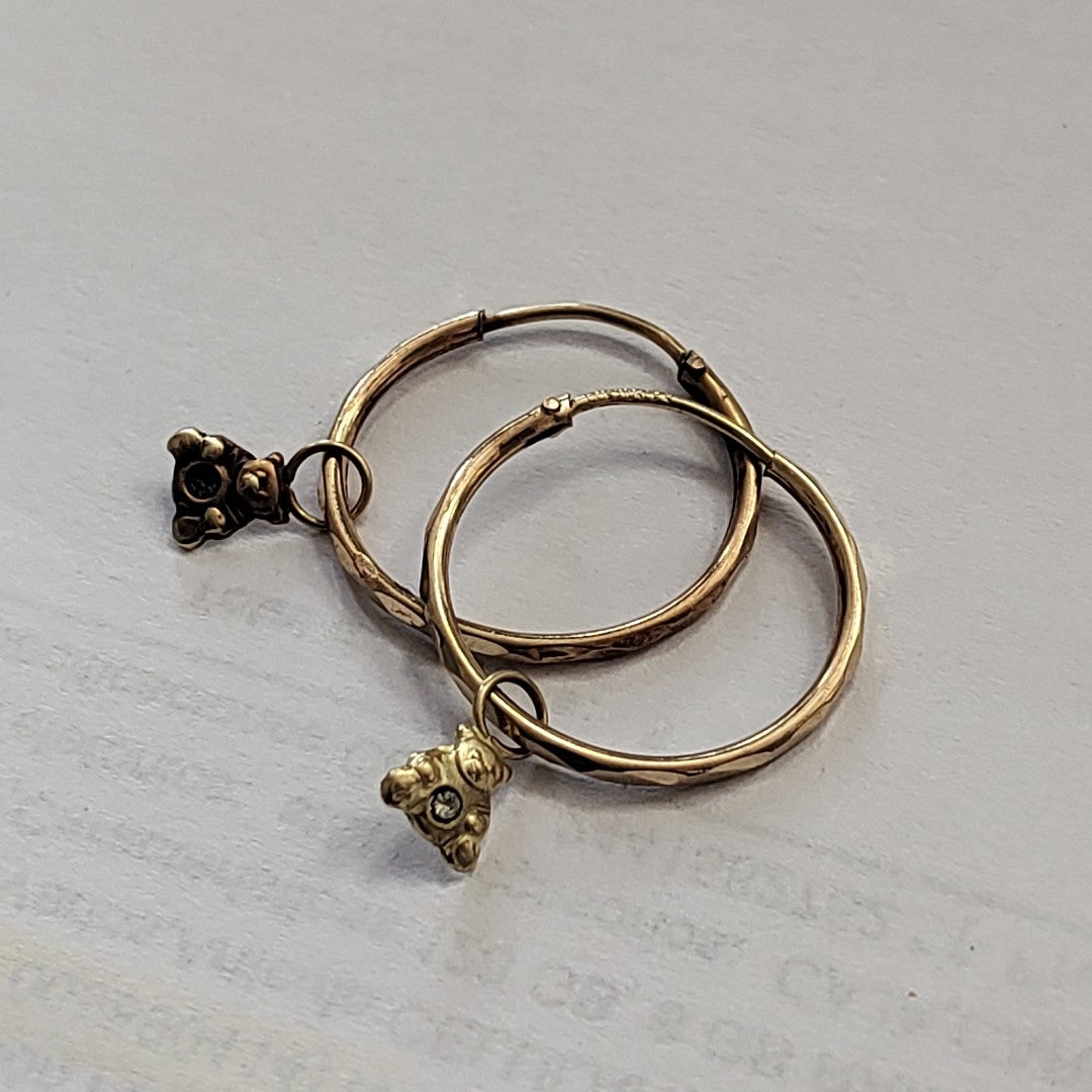 ARRACADAS PAR ORO 10 K 1.1 GRMS (SEMINUEVO)