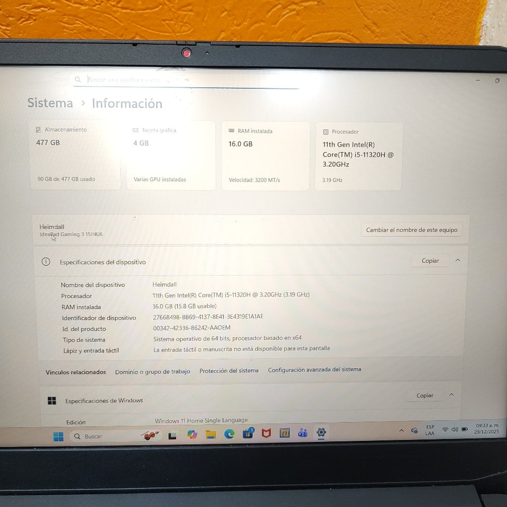 LAPTOP LENOVO IDEAPAD GAMING 3 15IHU6 (2023) 512 GB SSD 16 GB RAM (SEMINUEVO)