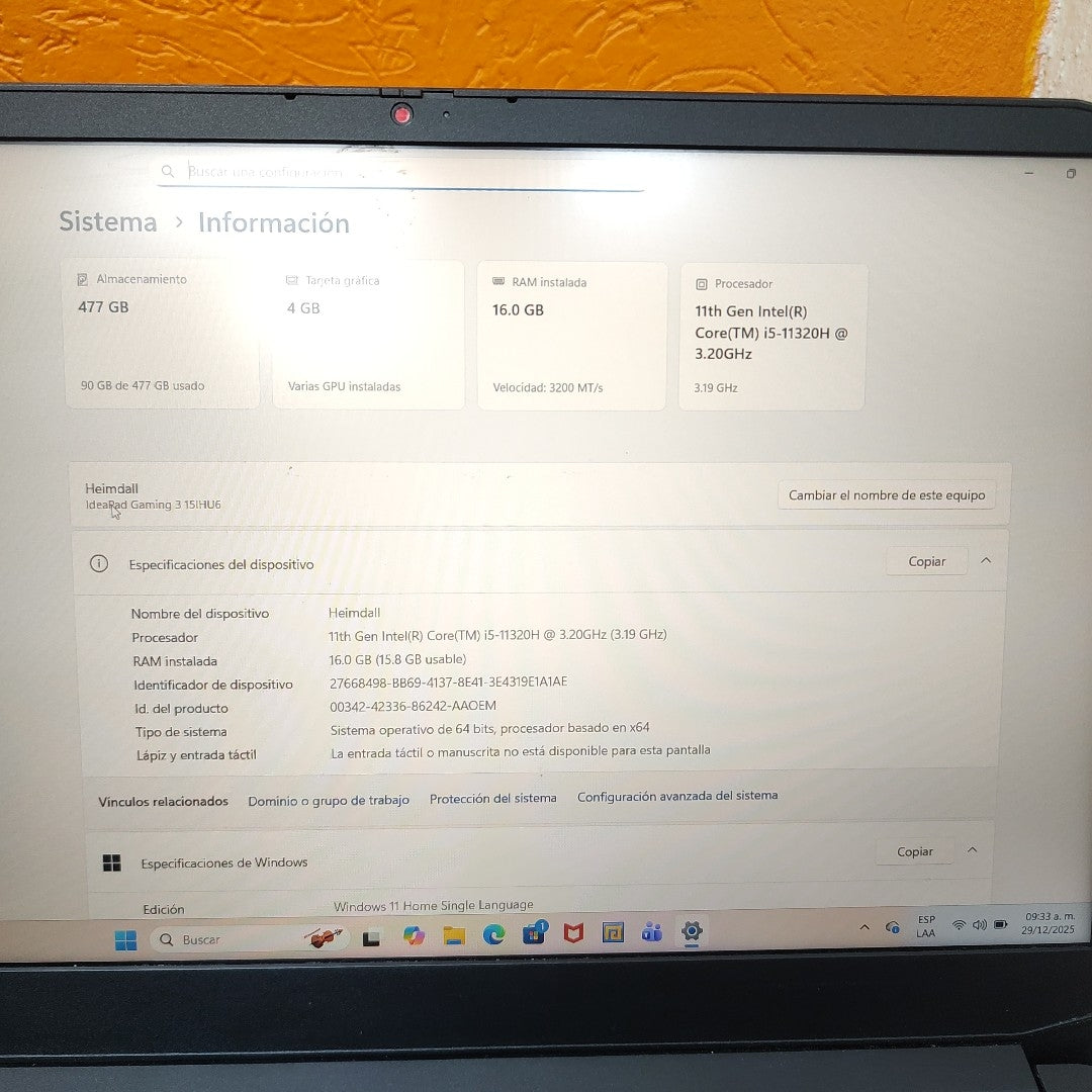LAPTOP LENOVO IDEAPAD GAMING 3 15IHU6 (2023) 512 GB SSD 16 GB RAM (SEMINUEVO)