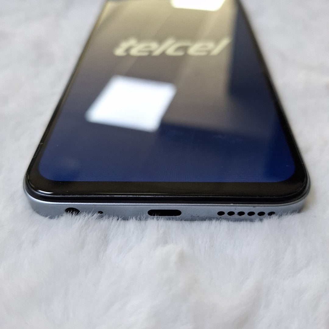 CELULAR ZTE AXON 70 Z2459 256 GB 6 GB RAM (SEMINUEVO)