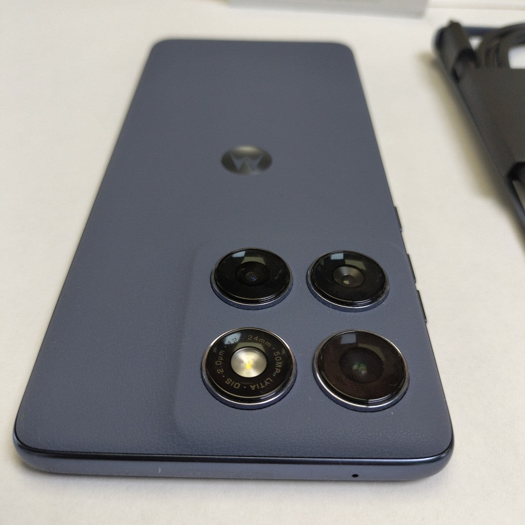 CELULAR MOTOROLA EDGE 60 FUSION XT2503-4 (2025) 256 GB 12 GB RAM