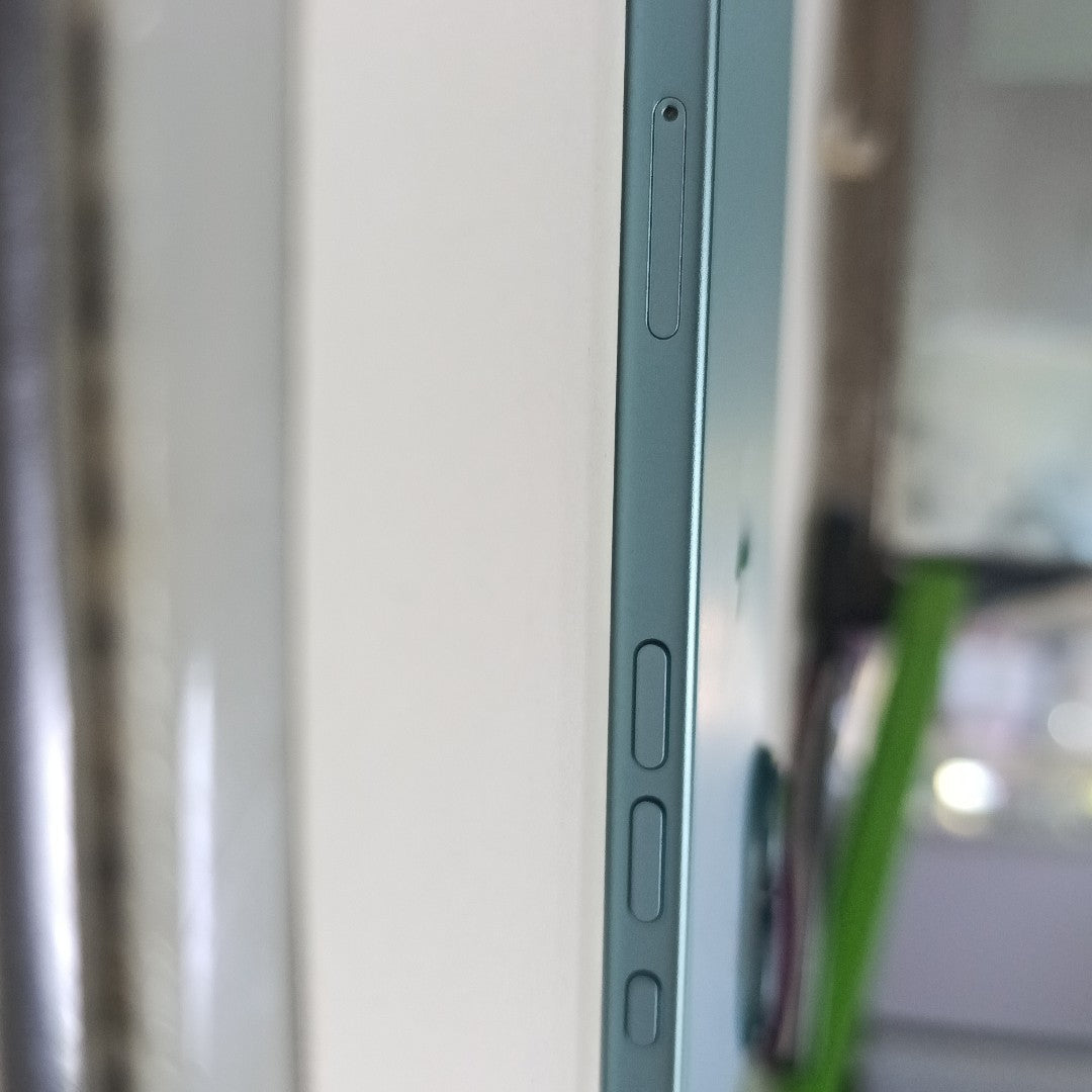 CELULAR APPLE IPHONE 16 A3286 (2024) 128 GB 8 GB RAM (SEMINUEVO)