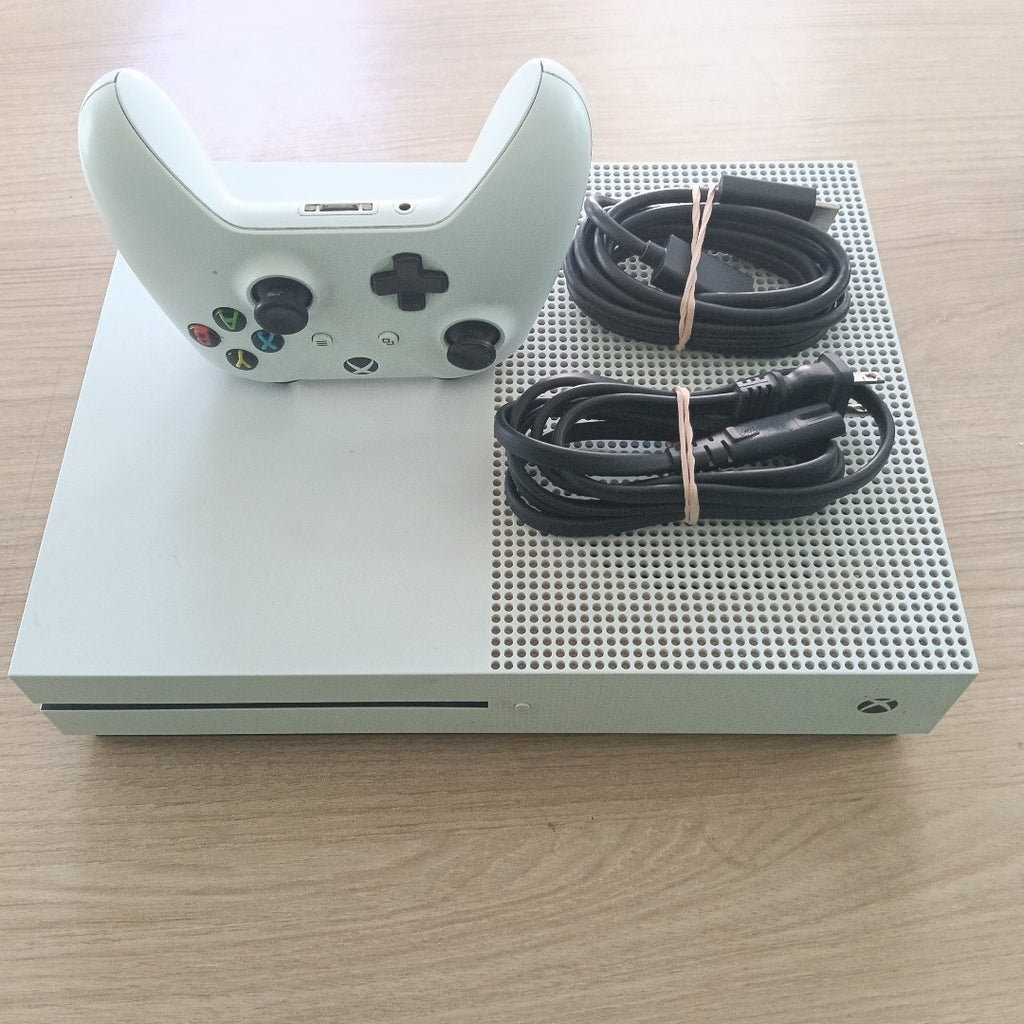 CONSOLA DE VIDEOJUEGO MICROSOFT XBOX ONE S 1 TB (SEMINUEVO)