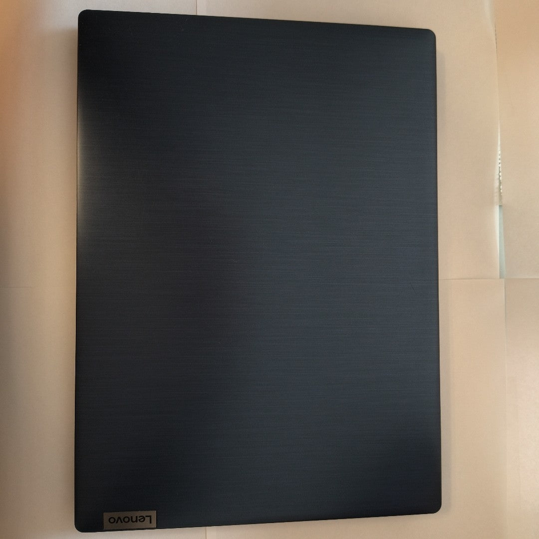 LAPTOP LENOVO IDEAPAD 3 14IGL05 (2022) 1 TB 8 GB RAM (SEMINUEVO)