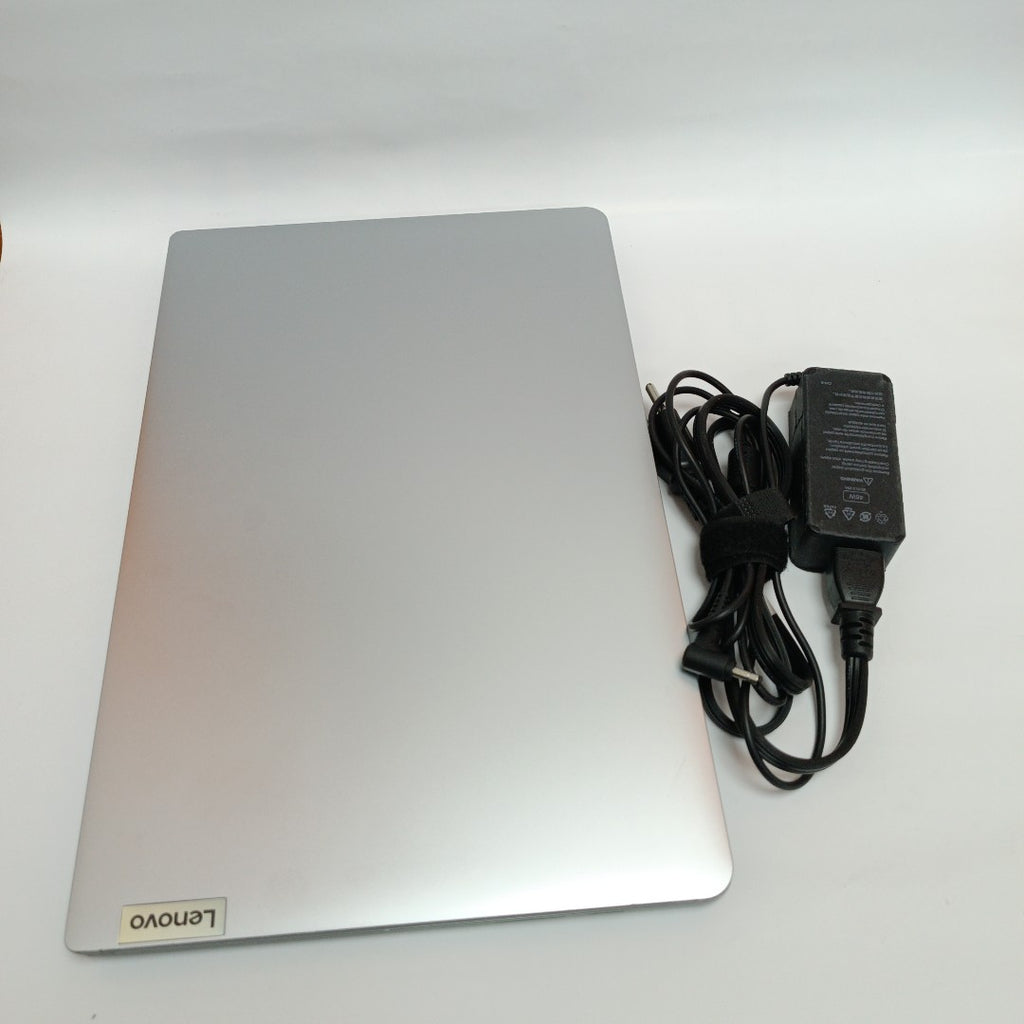 LAPTOP LENOVO IDEAPAD 1 15IGL7 (2024) 256 GB SSD 8 GB RAM (SEMINUEVO)