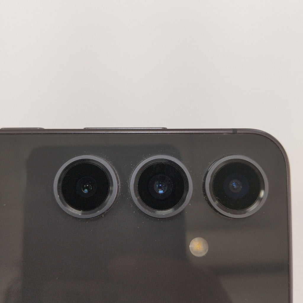 CELULAR SAMSUNG GALAXY S24 FE SM-S721B 256 GB 8 GB RAM (SEMINUEVO)