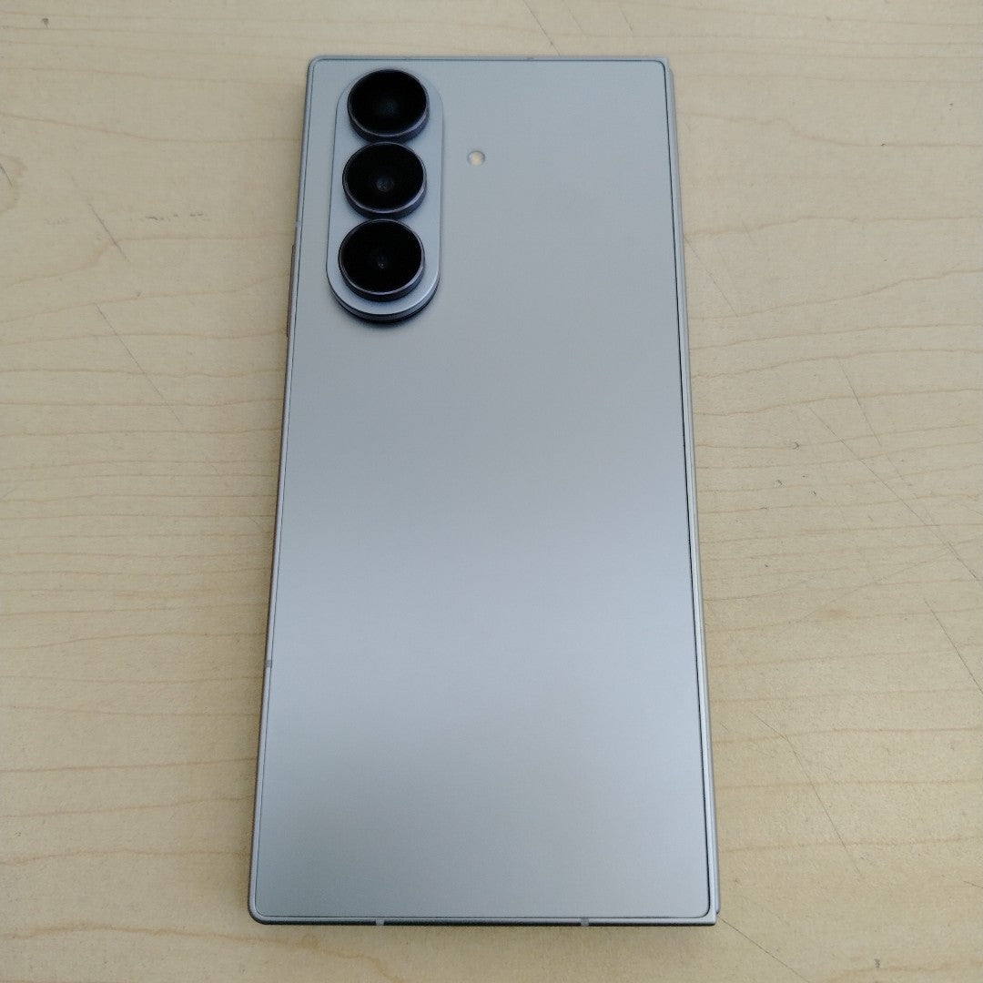 CELULAR SAMSUNG GALAXY Z FOLD7 SM-F966B (2025) 512 GB 12 GB RAM (SEMINUEVO)