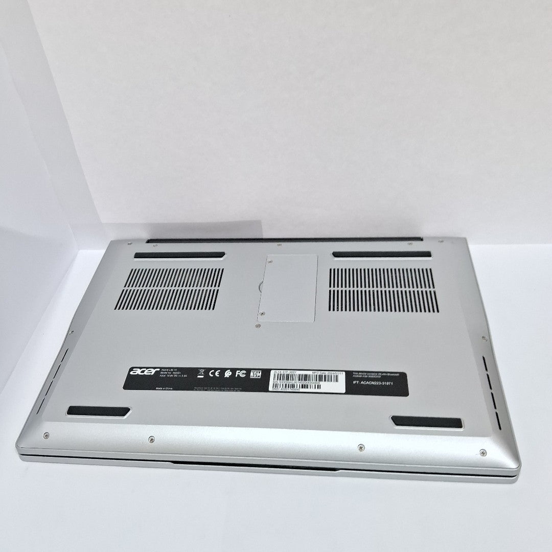 LAPTOP ACER ASPIRE LITE 14 AL14-31P-353Y (2024) 512 GB SSD 8 GB RAM (SEMINUEVO)