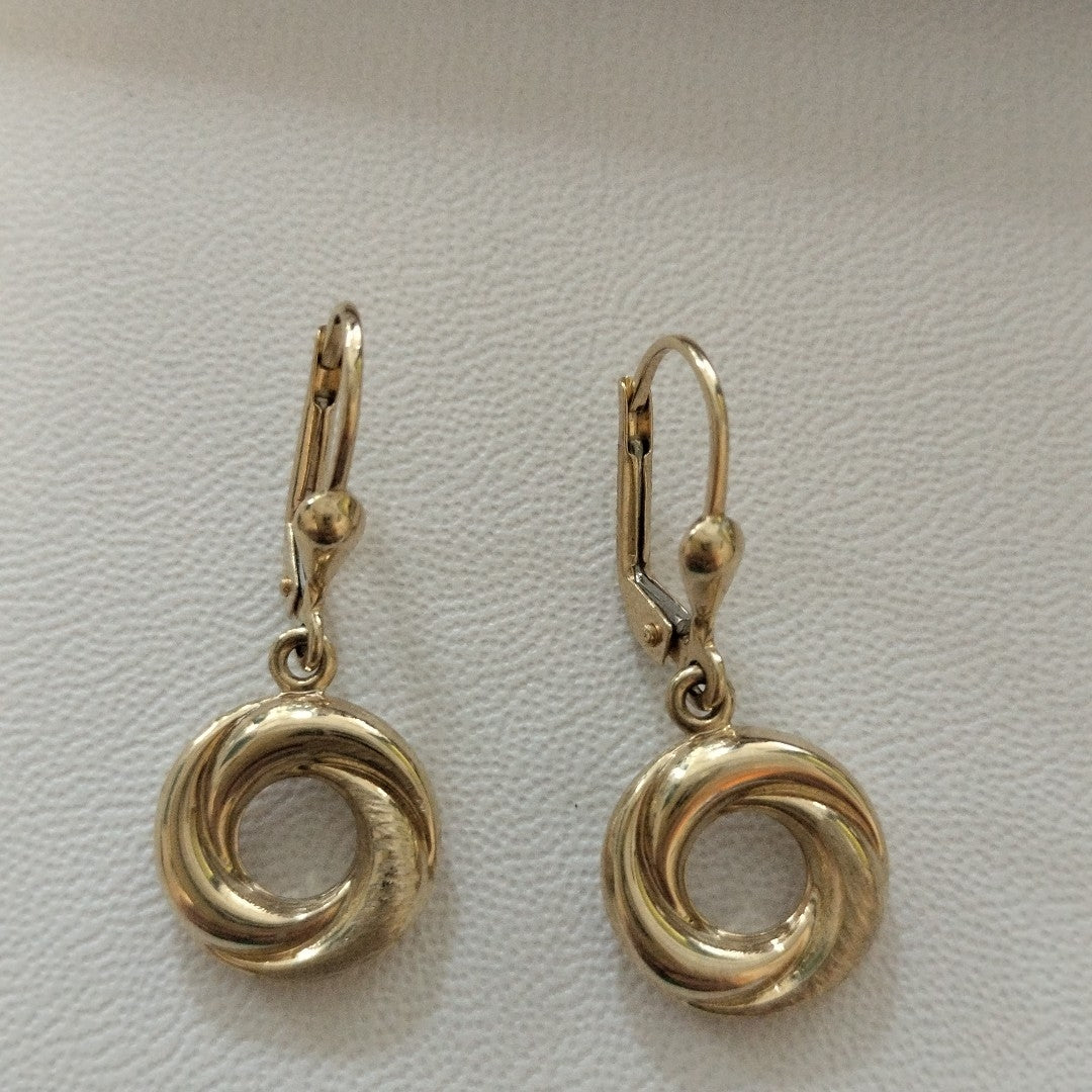 BROQUELES ORO 14K 2.6 (NUEVO)