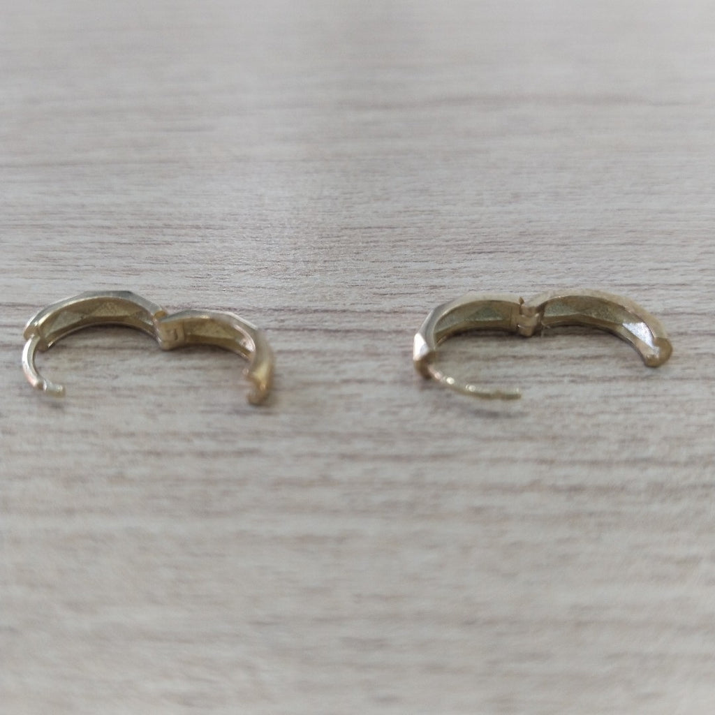 HUGGIES ORO 14K 1.4 (NUEVO)