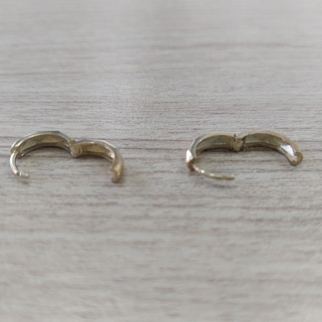 HUGGIES ORO 14K 1.4 (NUEVO)