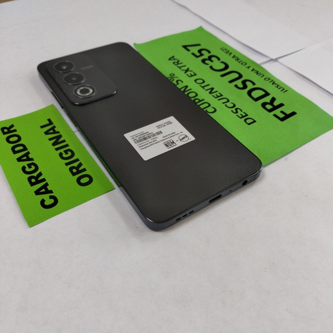 CELULAR OPPO  A80 5G CPH2639 (2024) 256 GB 8 GB RAM (SEMINUEVO)