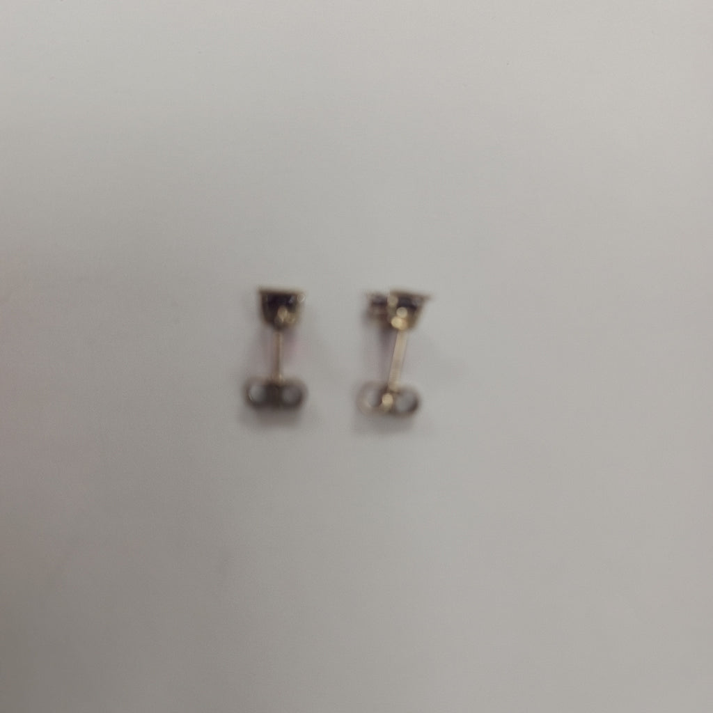 ARETES PAR ORO 14 K 1.6 GRMS (SEMINUEVO)