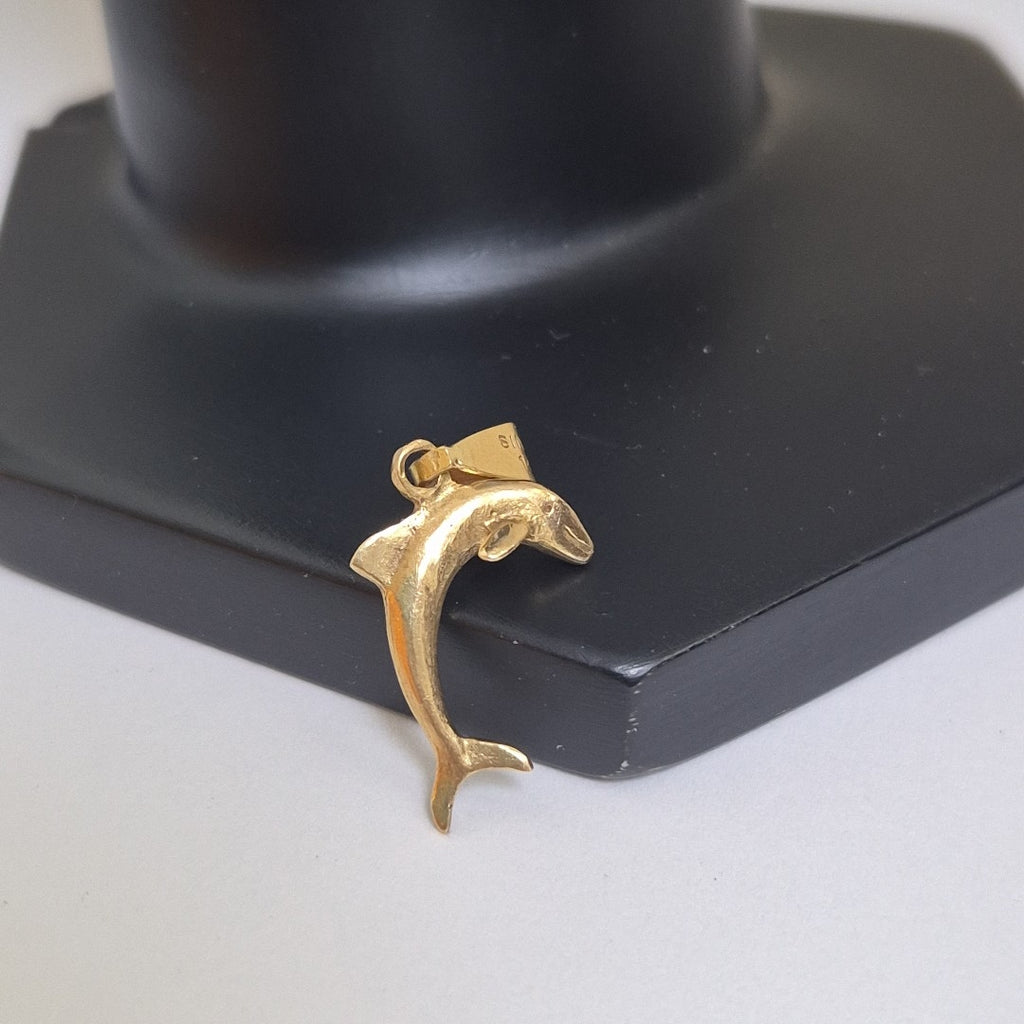 K1 1,80 GRMS 14 K ESPECIFICACIONES COMPLEMENTARIAS DIJE MOTIVO DELFIN (SEMINUEVO)