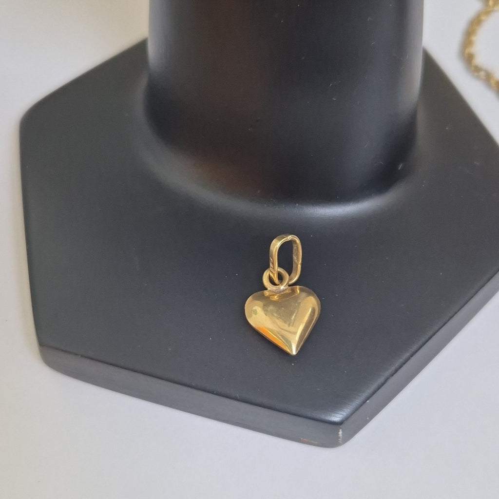 K1 0,90 GRMS 14 K ESPECIFICACIONES COMPLEMENTARIAS DIJE MOTIVO CORAZON (SEMINUEVO)