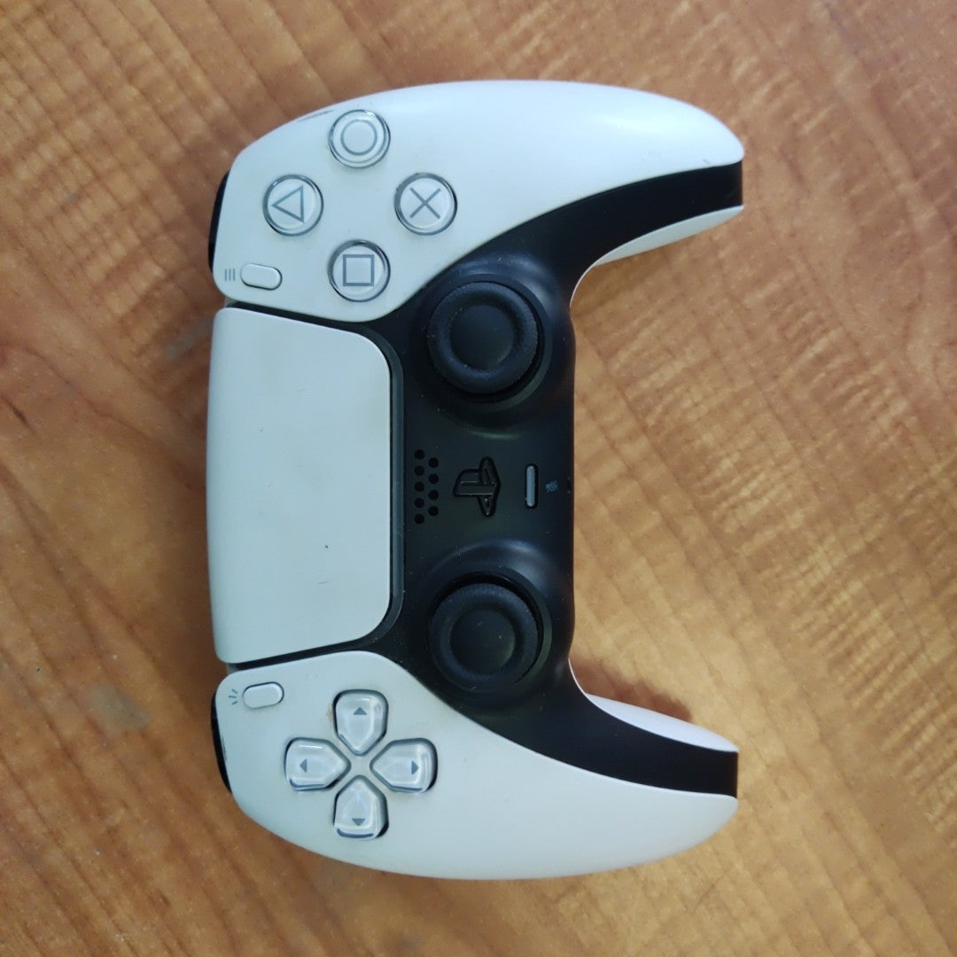 CONSOLA DE VIDEOJUEGO SONY PS5 SLIM 1 TB SSD (SEMINUEVO)