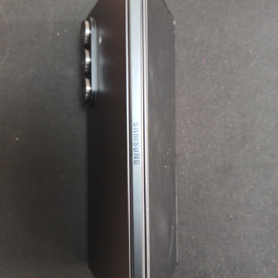 CELULAR SAMSUNG GALAXY Z FOLD7 SM-F966B (2025) 1 TB 16 GB RAM (SEMINUEVO)