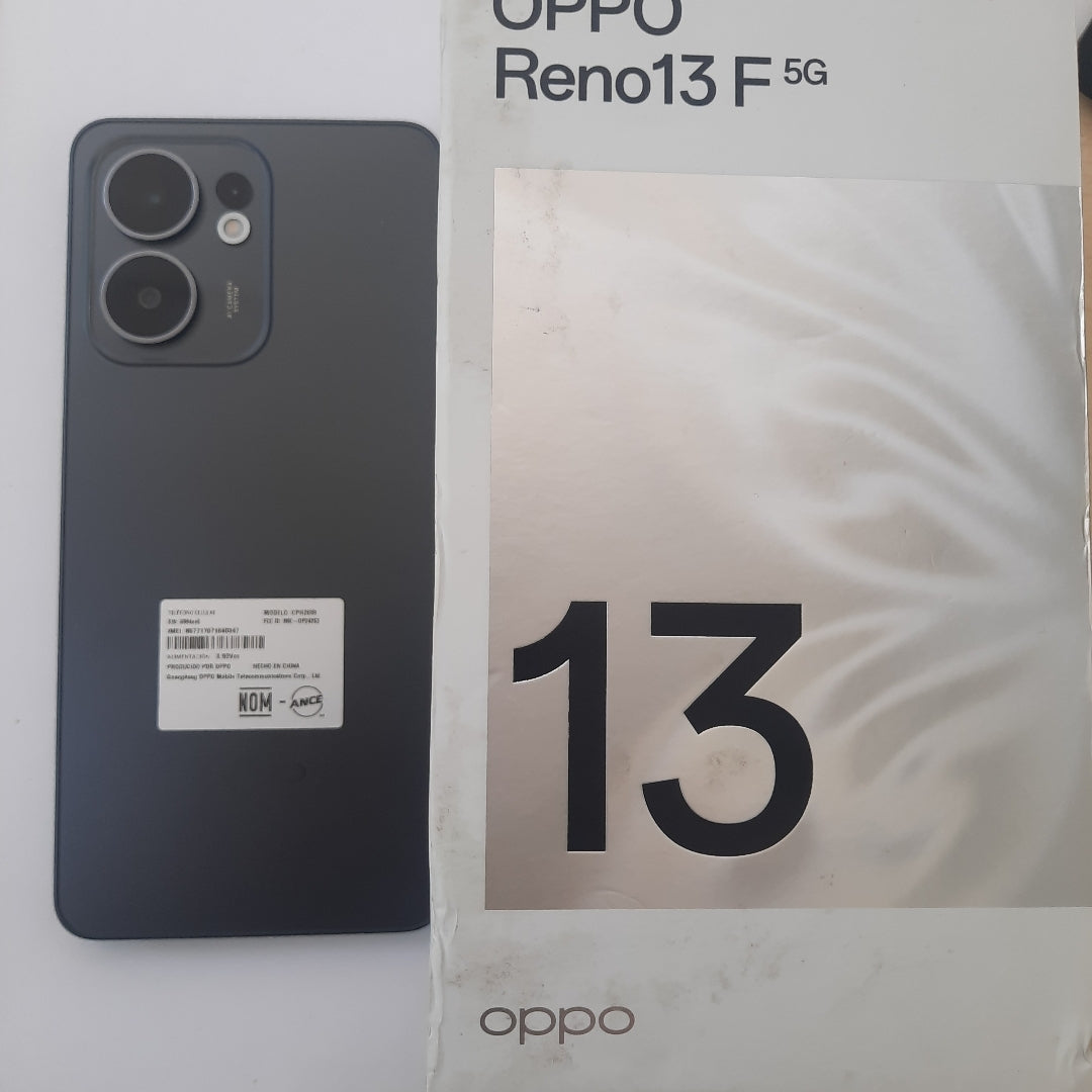 CELULAR OPPO  RENO 13F 5G CPH2699 (2025) 256 GB 12 GB RAM (SEMINUEVO)