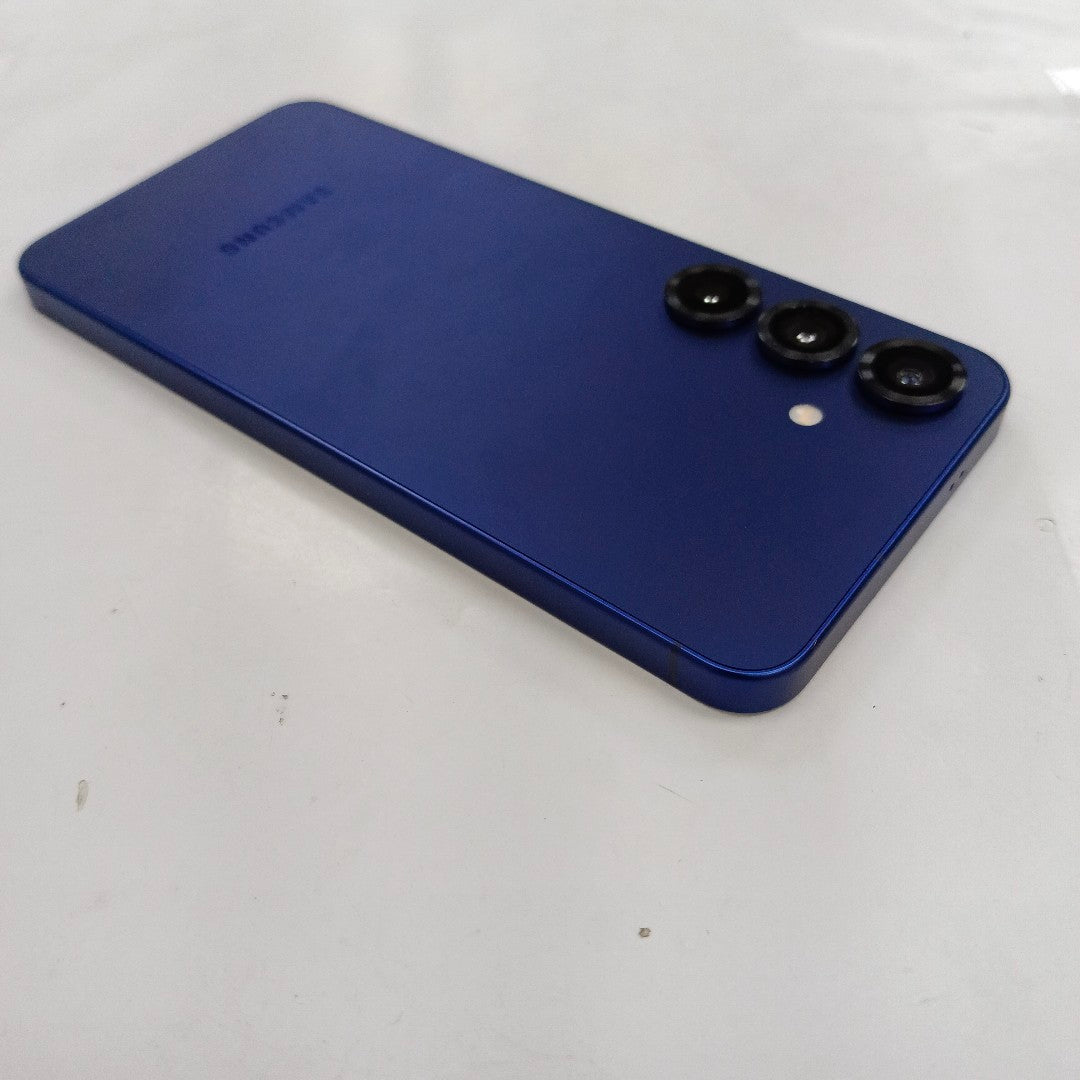 CELULAR SAMSUNG GALAXY S25 SM-S931B (2025) 256 GB 12 GB RAM (SEMINUEVO)