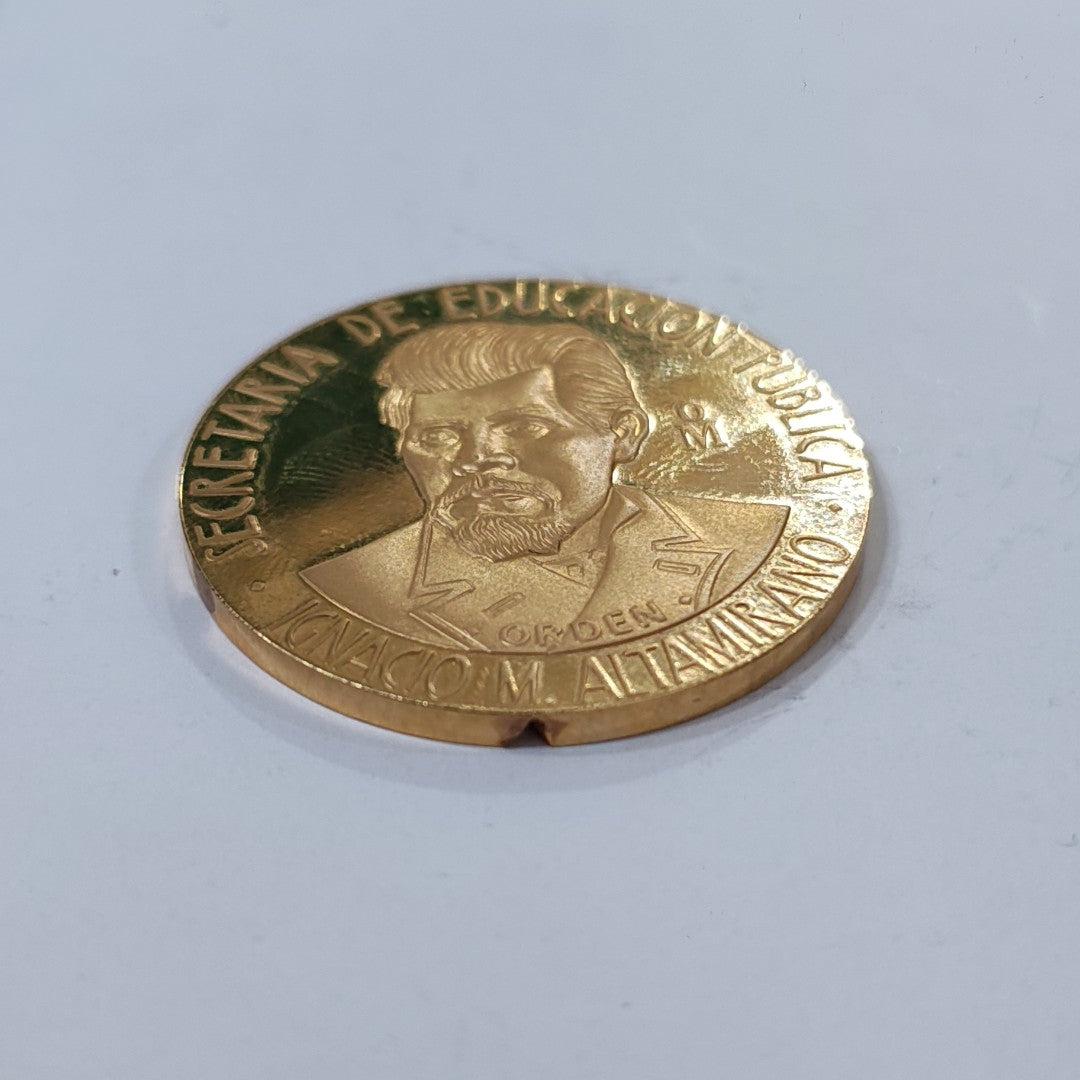 MEDALLA CONMEMORATIVA ORO 21 K 42,00 GRMS (SEMINUEVO)