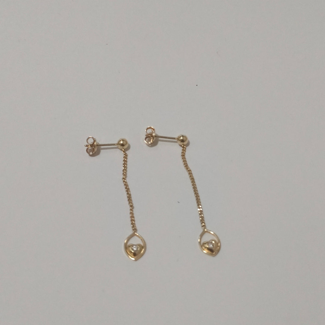 K1 1,60 GRMS 14 K ESPECIFICACIONES COMPLEMENTARIAS ARETES SEMILARGOS TIPO BROQUE (SEMINUEVO)