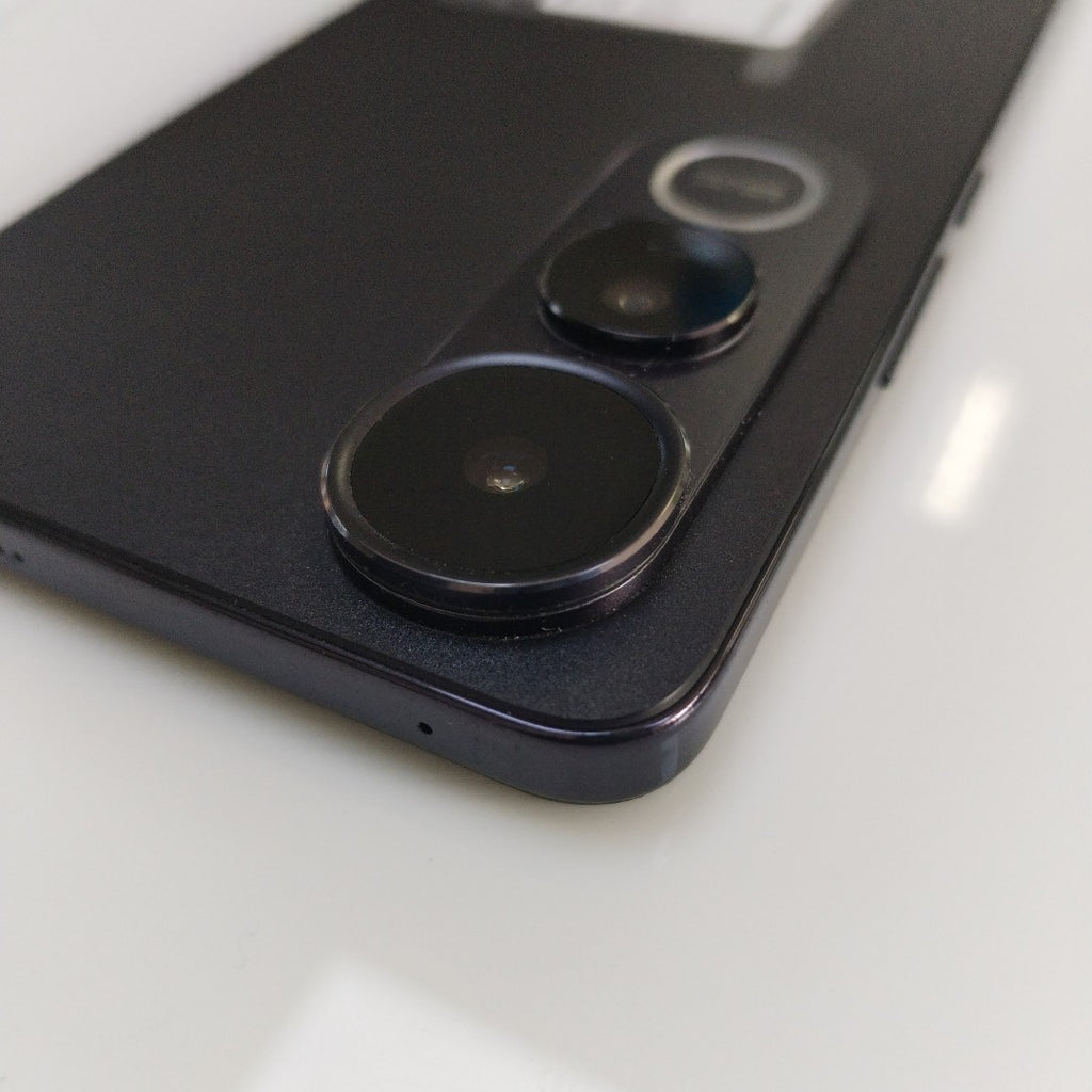 CELULAR VIVO V50 LITE 5G V2440 (2025) 256 GB 12 GB RAM (SEMINUEVO)