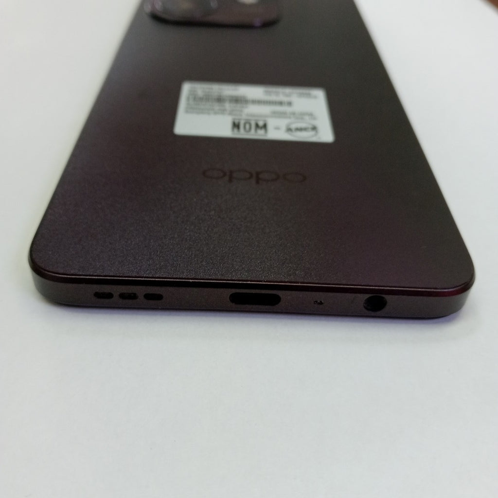 CELULAR OPPO  A40 CPH2669 (2024) 256 GB 4 GB RAM (SEMINUEVO)