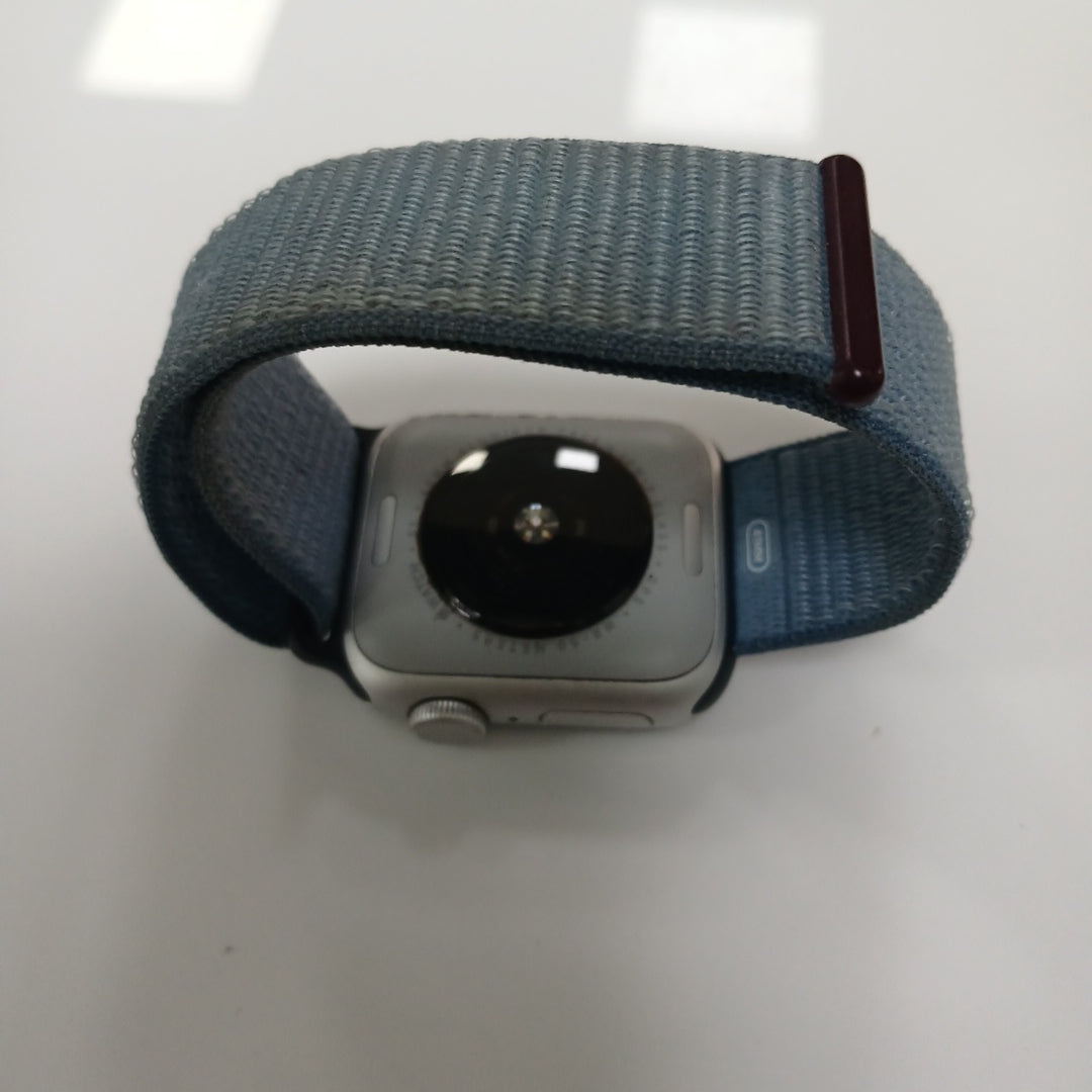 SMARTWATCH APPLE SE 2 ALUMINIO A2722 40 MM GPS (SEMINUEVO)