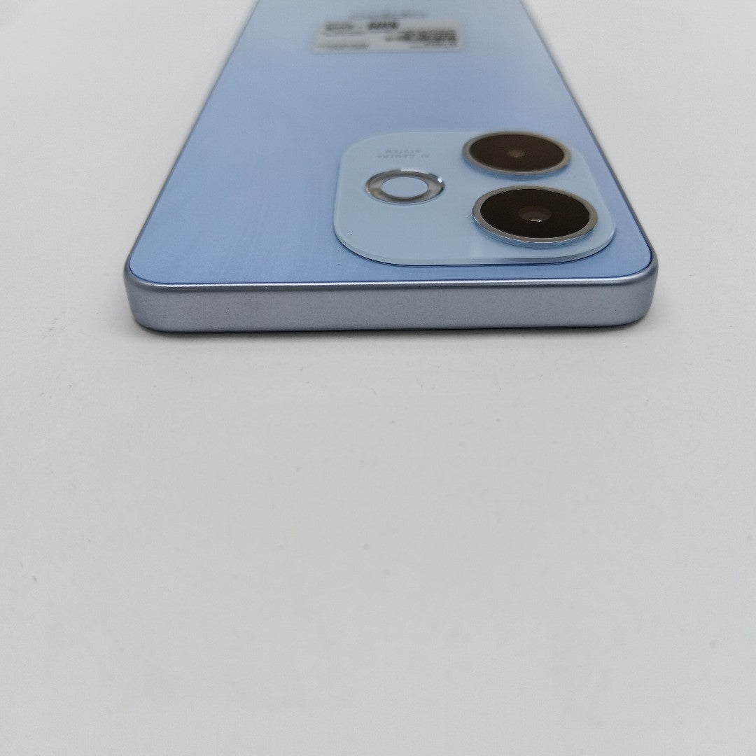 CELULAR OPPO  A5 PRO CPH2711 (2025) 256 GB 8 GB RAM (SEMINUEVO)