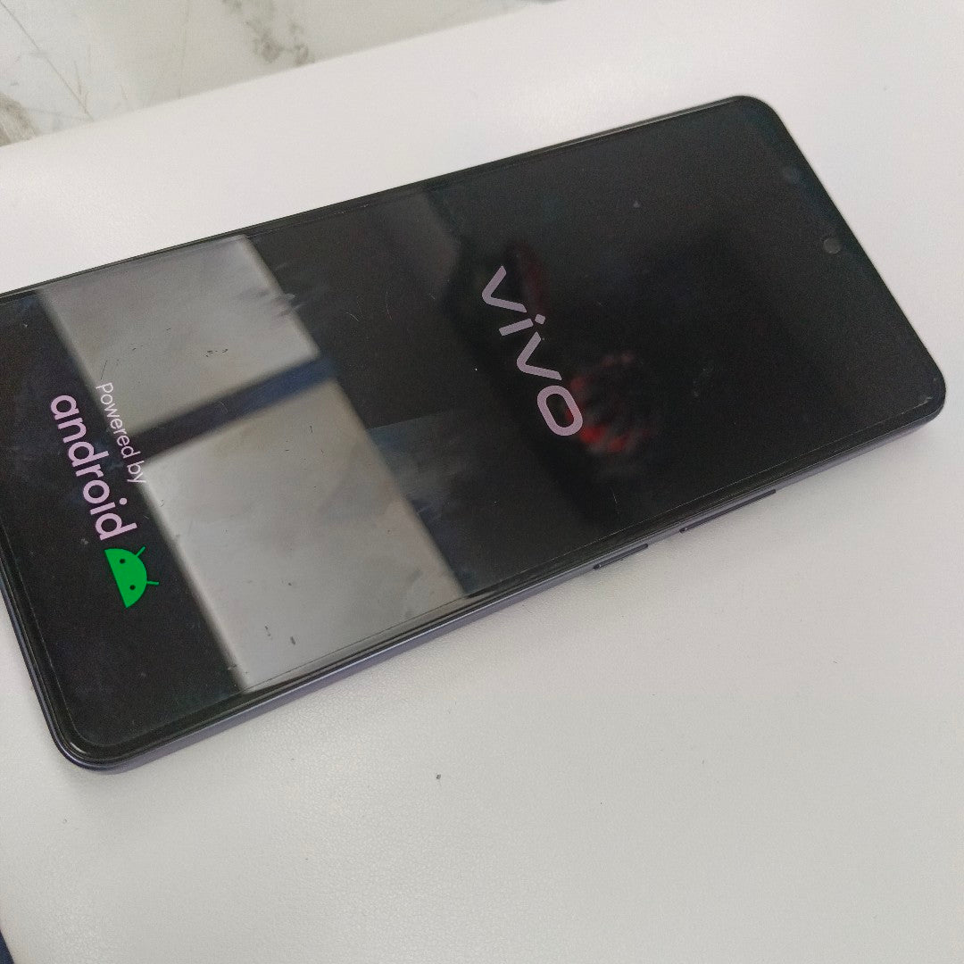 CELULAR VIVO V25E V2242 (2022) 256 GB 8 GB RAM (SEMINUEVO)