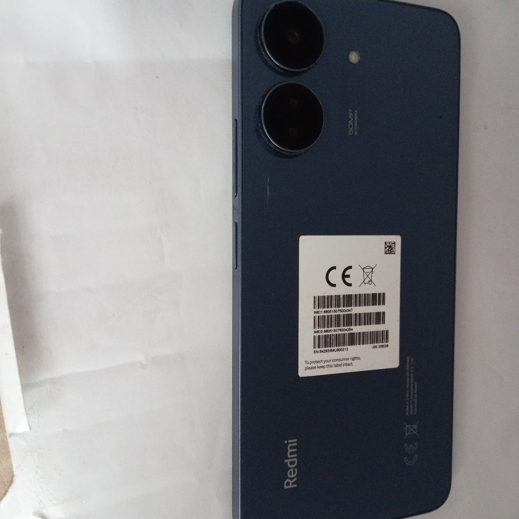 CELULAR XIAOMI REDMI 13C 23100RN82L (2023) 256 GB 8 GB RAM (SEMINUEVO)