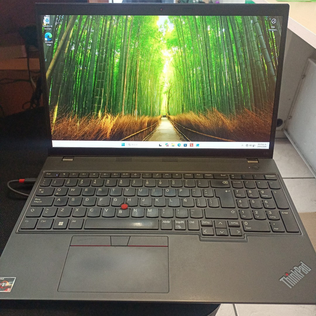 LAPTOP LENOVO THINKPAD L15 GEN 4 (2024) 512 GB SSD 16 GB RAM (SEMINUEVO)