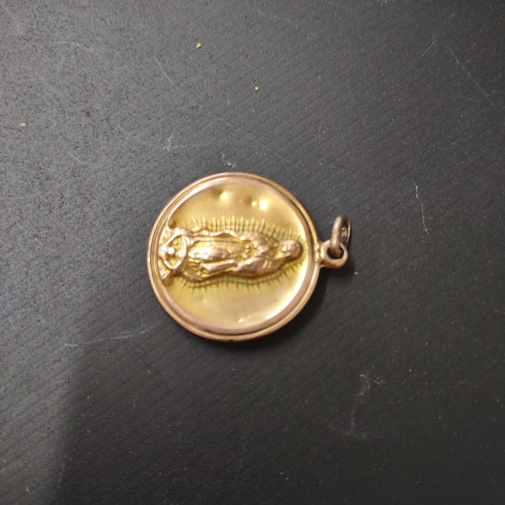 MEDALLA RELIGIOSA ORO 10 K 4,90 GRMS (SEMINUEVO)