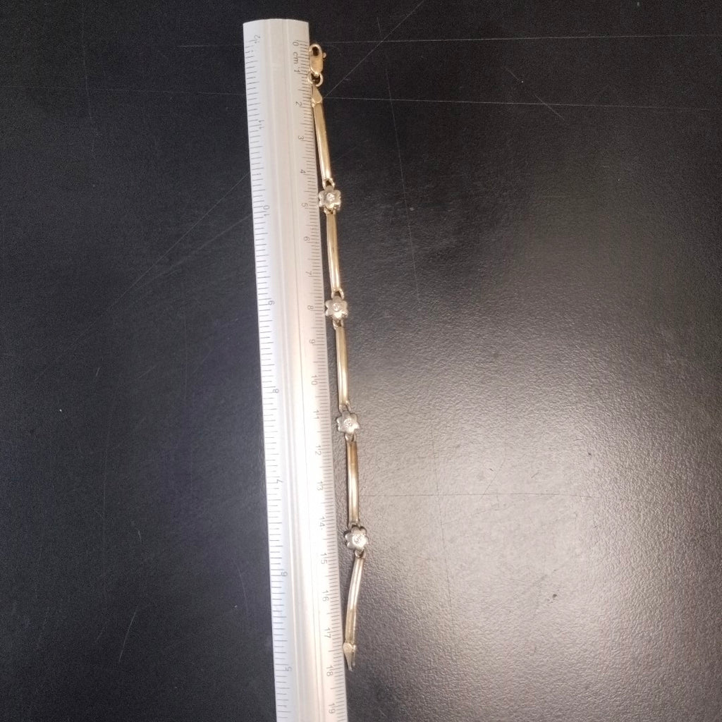 K1 9,50 GRMS 10 K ESPECIFICACIONES COMPLEMENTARIAS PULSERA HEVHURA ESPECIAL (SEMINUEVO)