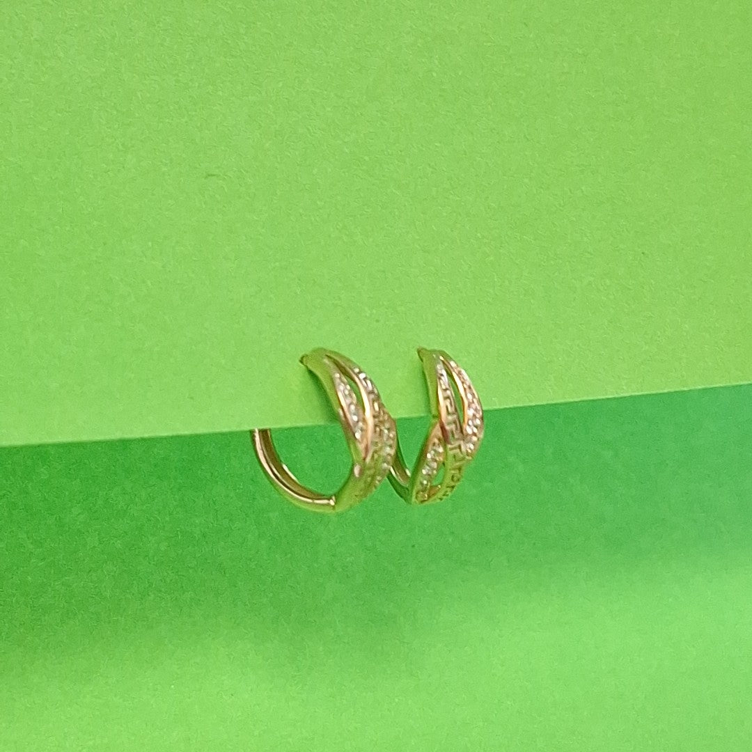 HUGGIES ORO 14K 1.8 (NUEVO)