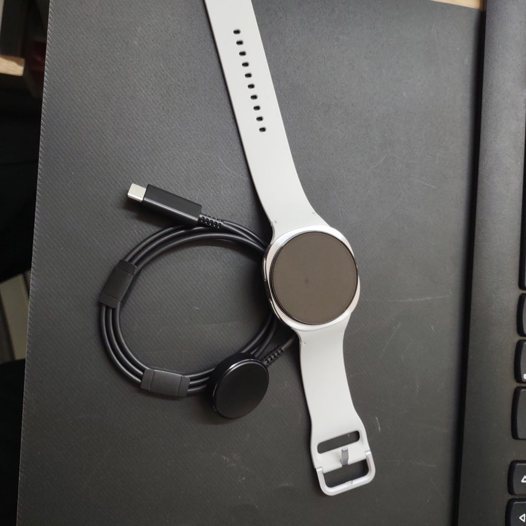 SMARTWATCH SAMSUNG GALAXY WATCH 8 SM-L330 44 MM GPS (SEMINUEVO)