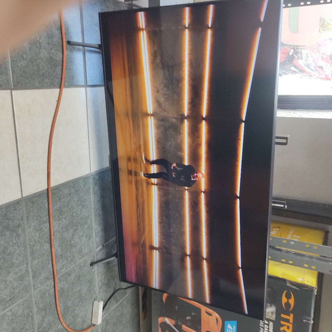 PANTALLA SAMSUNG UN43TU6900F (2020) 43" LED 4K (SEMINUEVO)