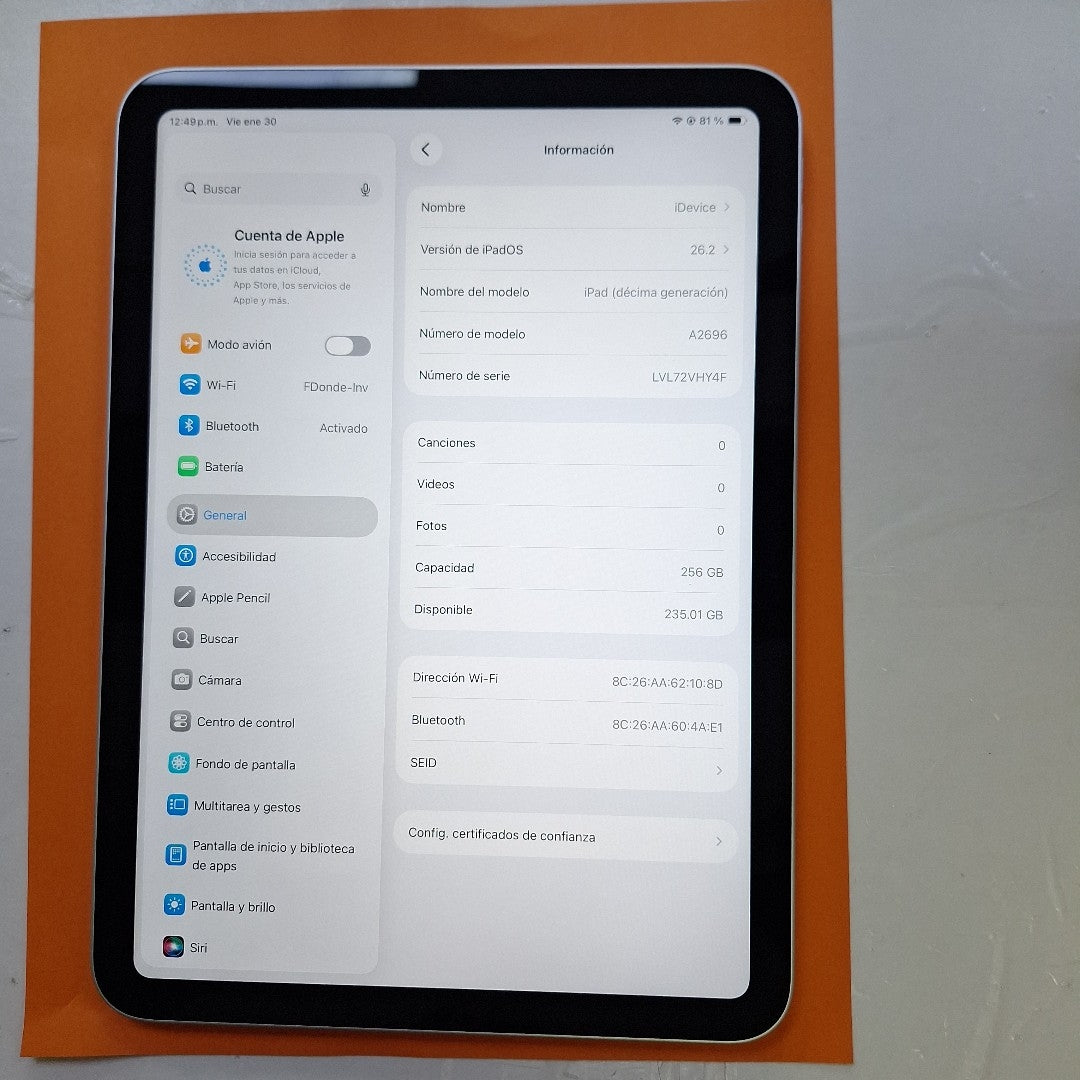 TABLETA APPLE IPAD 10 A2696 256 GB 4 GB RAM (SEMINUEVO)