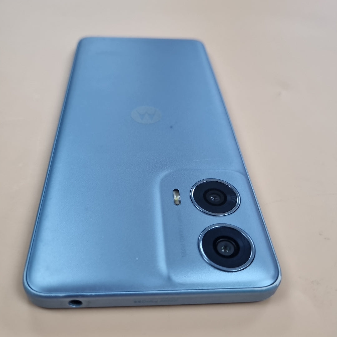 CELULAR MOTOROLA MOTO G24 POWER XT2425-1 (2024) 256 GB 8 GB RAM (SEMINUEVO)