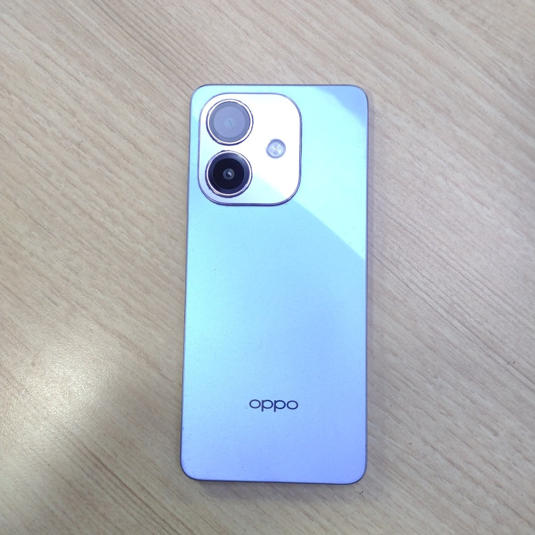 CELULAR OPPO  A40 CPH2669 (2024) 256 GB 4 GB RAM (SEMINUEVO)