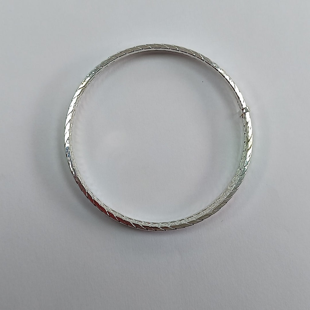 PULSERA RIGIDA PLATA 12.3 GRMS (SEMINUEVO)