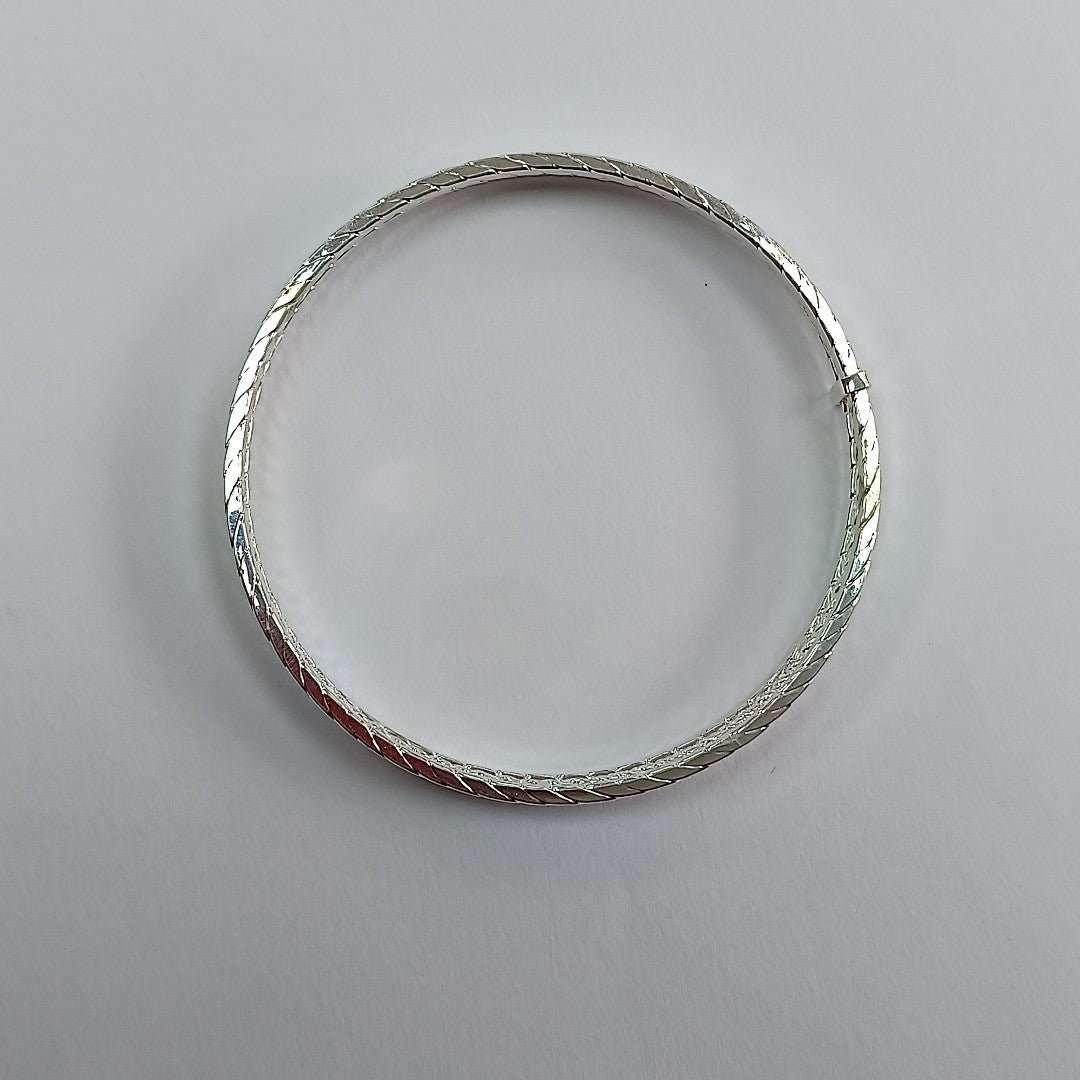 PULSERA RIGIDA PLATA 12.3 GRMS (SEMINUEVO)